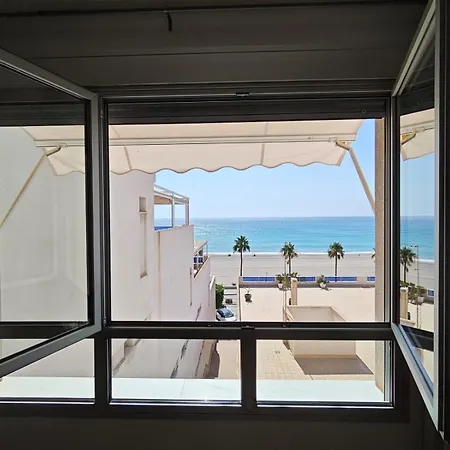 Apartment Vistas Al Mar Y Con Garaje